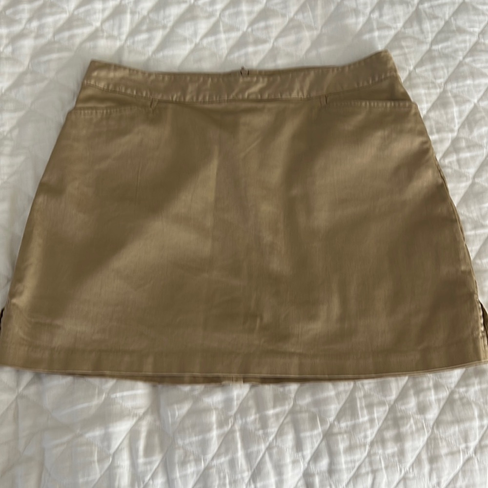 Womens Lady Hagen - khaki Golf Skort - Size 12- back Zipper